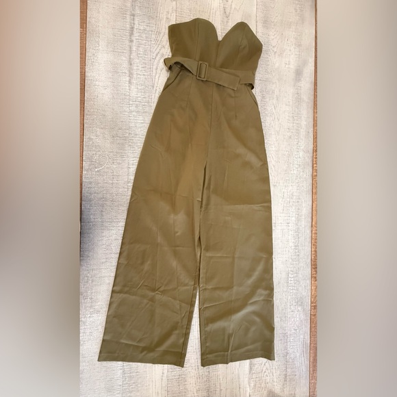 Olive Scent Olive Green Strapless Jumpsuit with Belt Size Small - Picture 2 of 13
